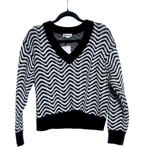 NWT $59 Sugarlips Greta Zebra Long Sleeve Sweater – Black/White (Size XS) - Picture 2 of 5